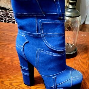 Denim boot
